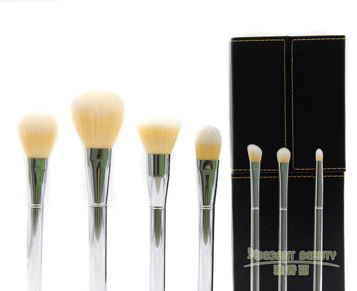 化妝刷定制的價格解析：定制刷具到底值不值得？